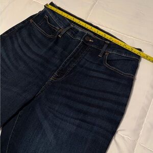 Lucky Brand 410 Athletic Straight Ankle Length Dark Wash Jeans 12/31